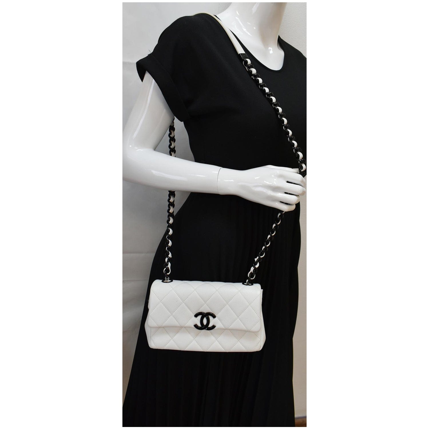 chanel bag white and black