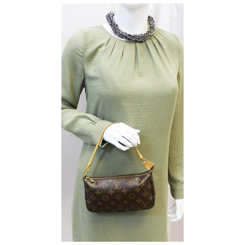 LOUIS VUITTON Pochette Accessoires Monogram Canvas Handbag-US
