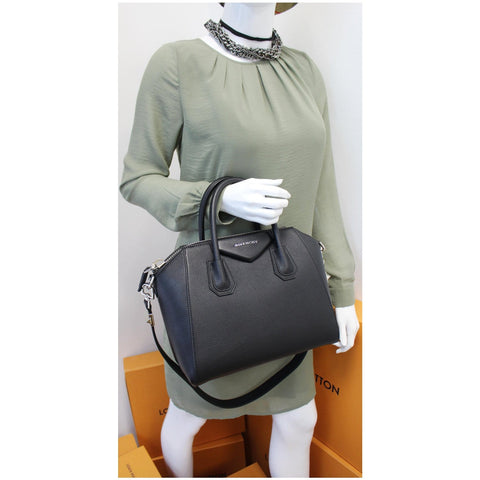 GIVENCHY Antigona Small Leather Shoulder Bag Black