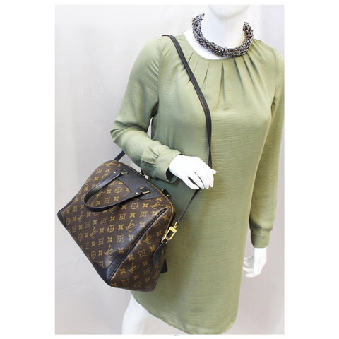 LOUIS VUITTON Retiro NM Monogram Canvas Shoulder Bag Noir-US