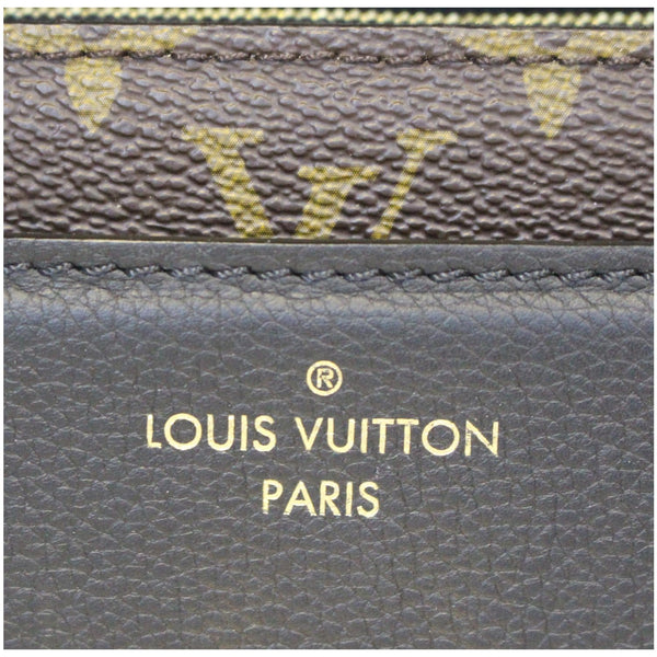 LOUIS VUITTON Victoire Monogram Canvas Shoulder Crossbody Bag Noir