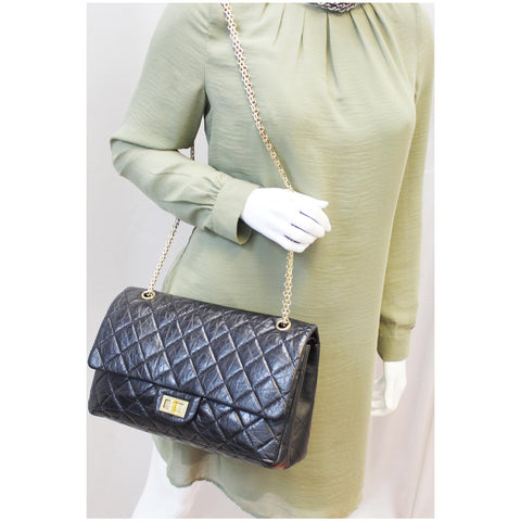 CHANEL 2.55 Reissue Calfskin Leather Flap Shoulder Bag Black-US 