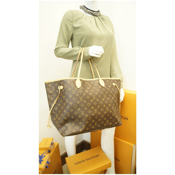 LOUIS VUITTON Neverfull GM Monogram Canvas Shoulder Bag Brown
