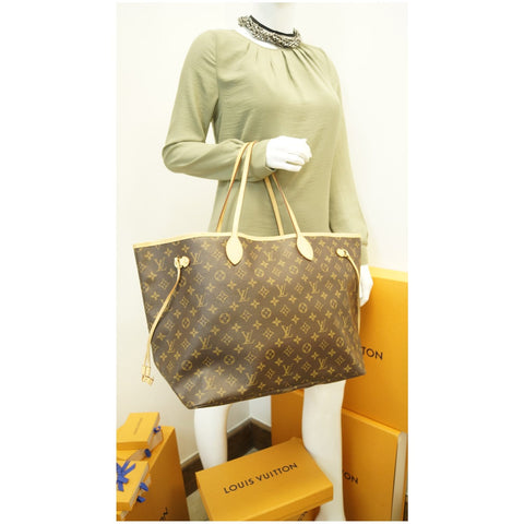 LOUIS VUITTON Neverfull GM Monogram Canvas Shoulder Bag Brown