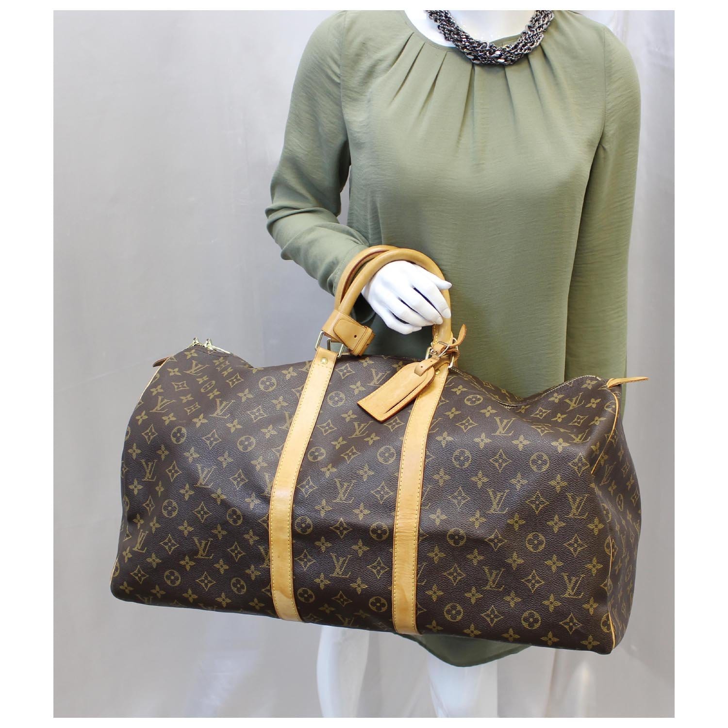 Handbags Louis Vuitton Louis Vuitton Monogram Keepall 55 Boston Bag White M45586 LVxNBA Auth hs1077a