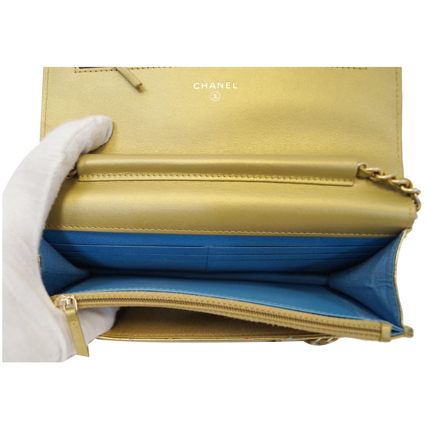 NEW CHANEL 23C Wallet on Chain PEARL BLUE Patent Leather WOC Bag Gold MICRO  CHIP