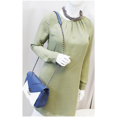 CHANEL CC Chevron Flap Shoulder Crossbody Bag Blue-US