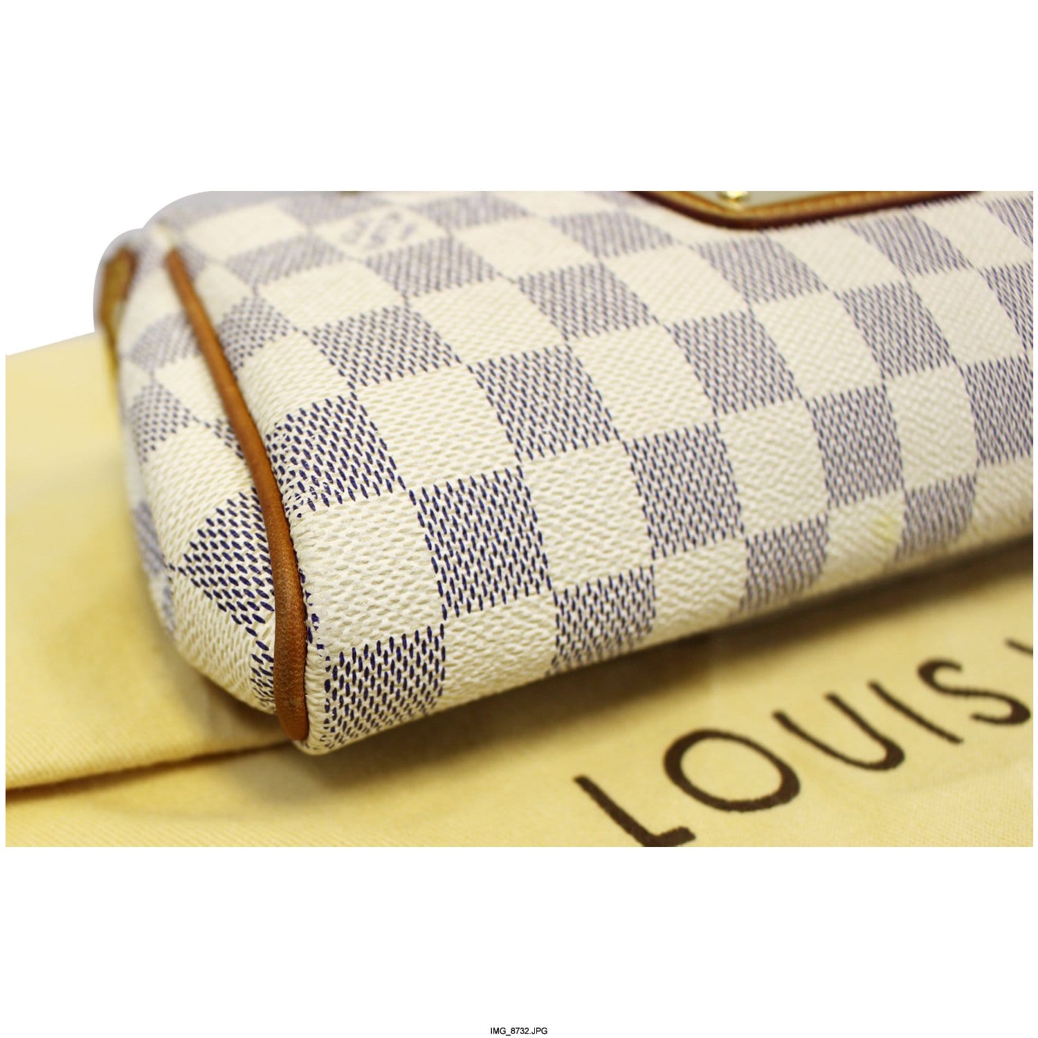 Louis Vuitton Cream & Blue Damier Azur Eva Clutch – On Que Style