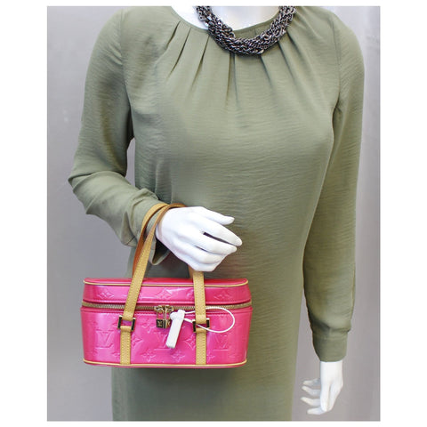 LOUIS VUITTON Sullivan Horizontal PM Monogram Vernis Cosmetic Handbag-US