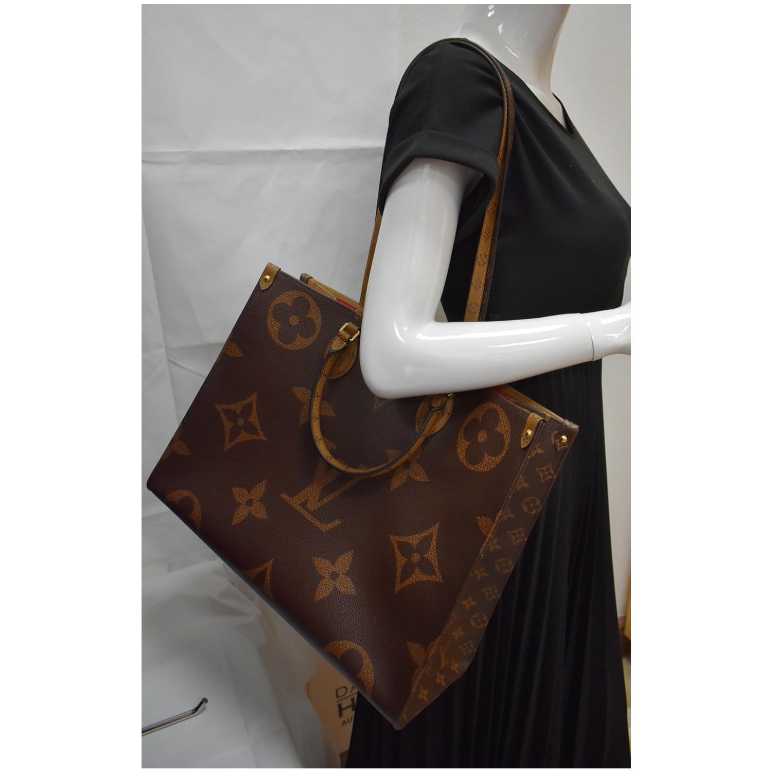 Louis Vuitton Onthego GM Reverse Monogram Canvas Tote Bag