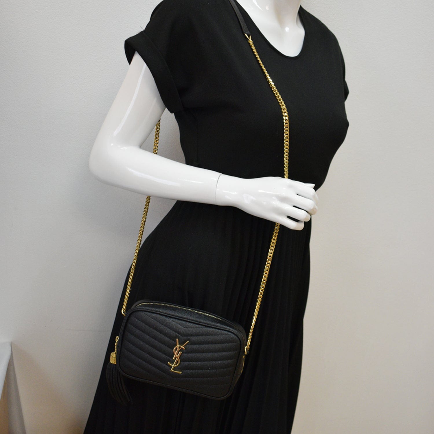 Saint Laurent Lou Camera Bag - Black - Size: Regular - Female