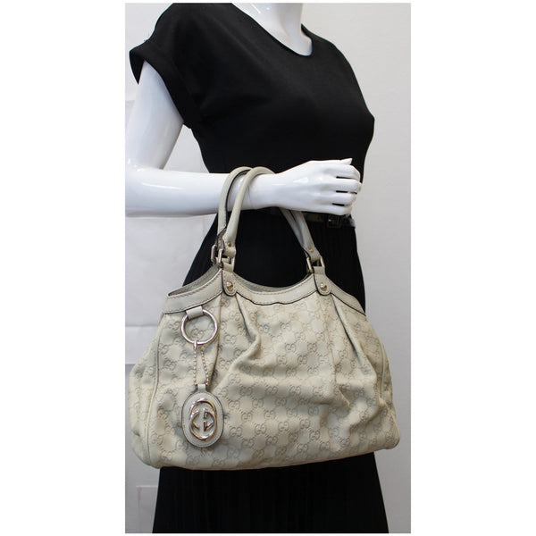 GUCCI Sukey Medium Guccissima Leather Tote Bag White 211944