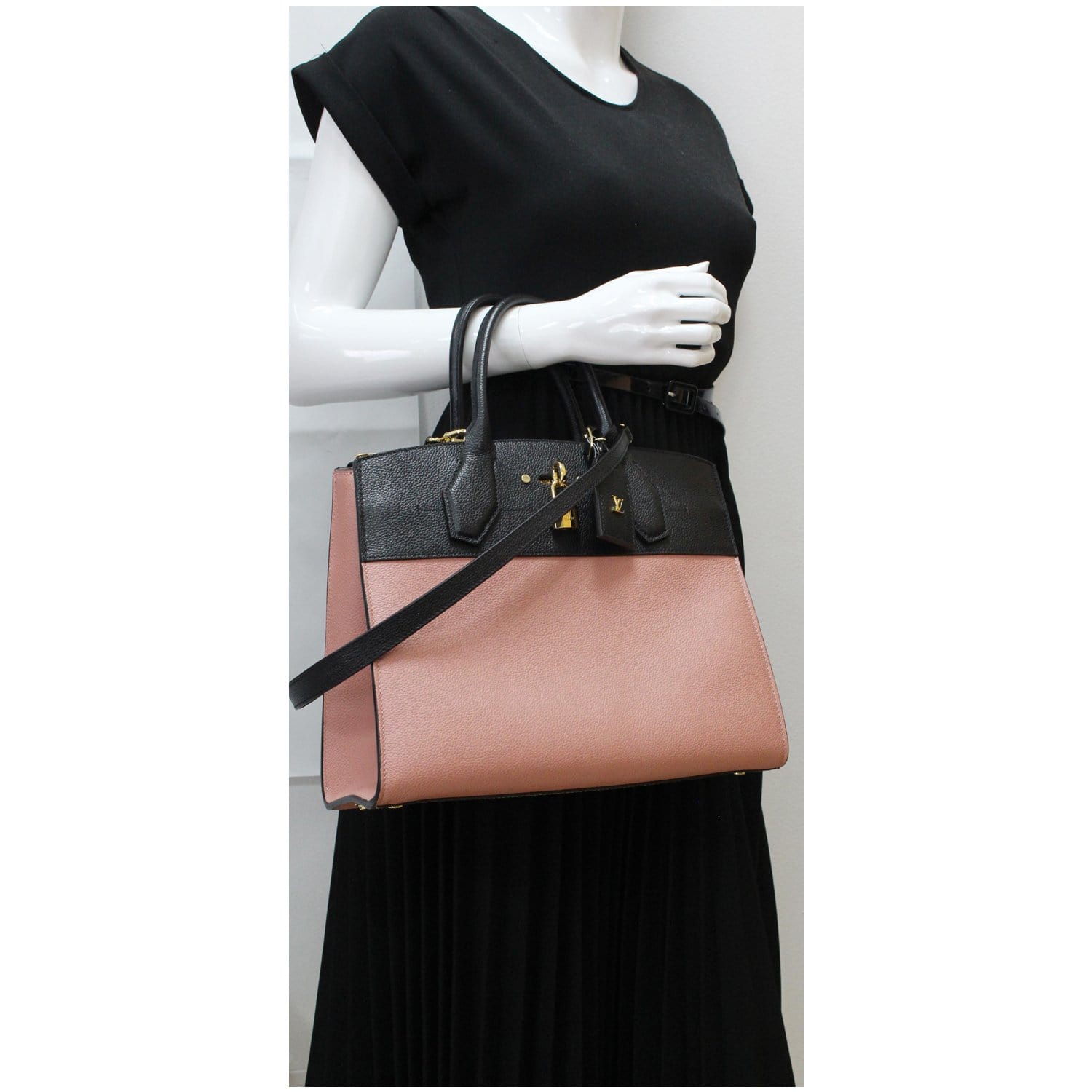 Louis Vuitton City Steamer Handbag Leather MM Black