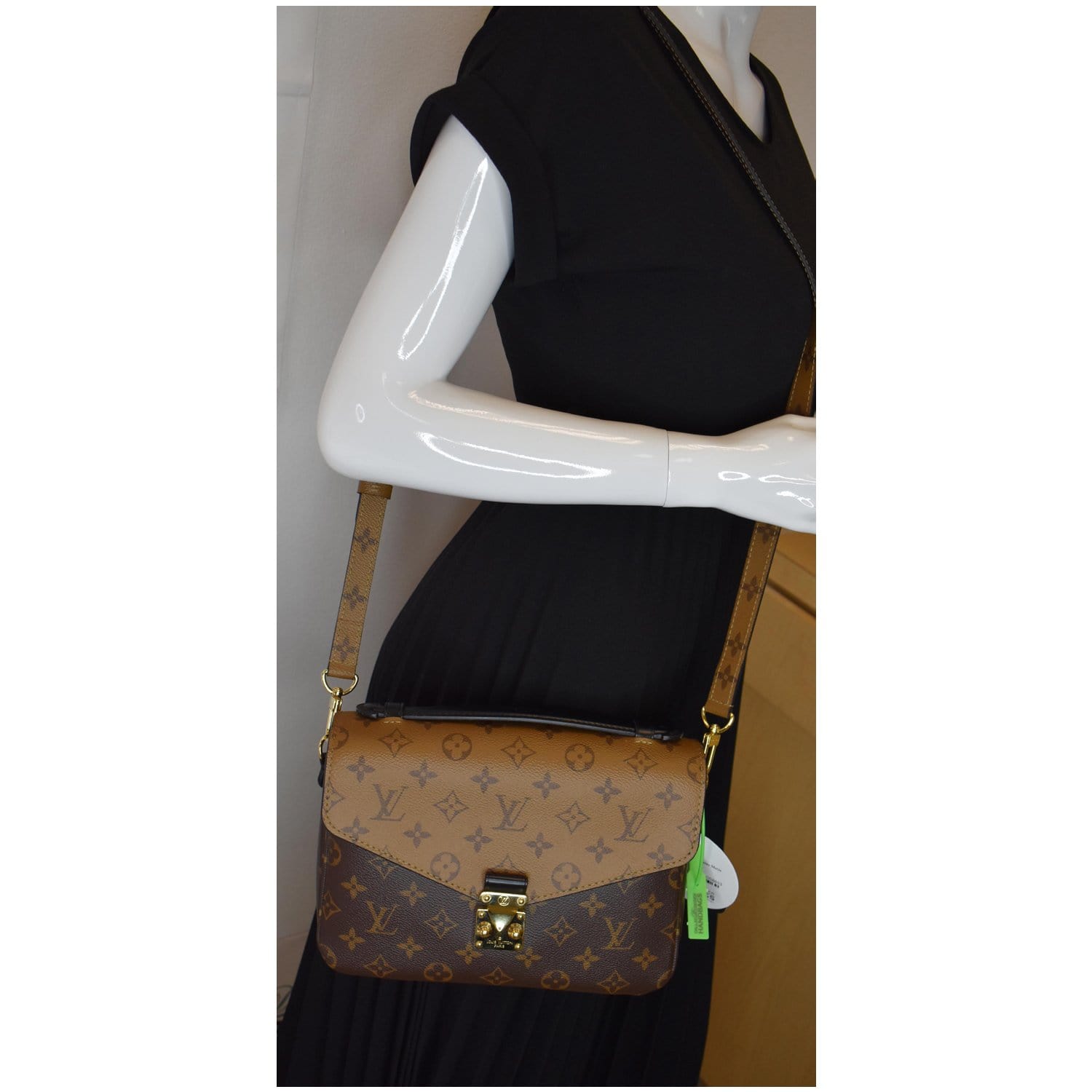 Louis Vuitton Reverse Monogram Pochette Metis Shoulder Bag, Louis Vuitton  Handbags