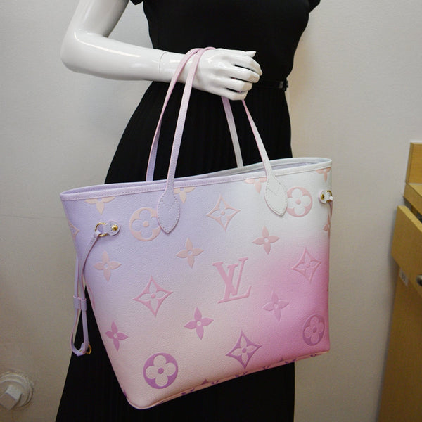 Louis Vuitton NEVERFULL Monogram MM Tote w/ Pink Interior Bag Box