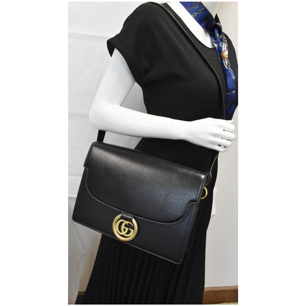 GUCCI Logo Plaque Leather Shoulder Bag Black 589471