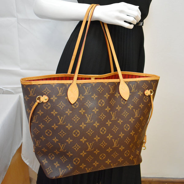 LOUIS VUITTON Neverfull MM Monogram Canvas Tote Bag Brown