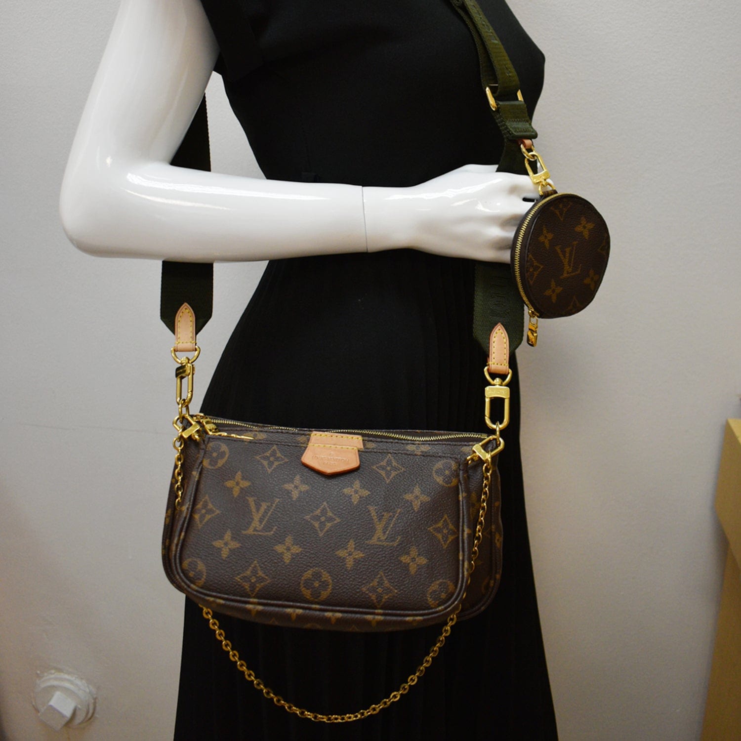 LOUIS VUITTON Multi Pochette Accessories Shoulder Bag Khaki Brown
