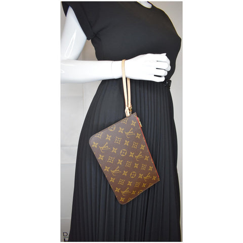 Louis Vuitton Pochette Wristlet Monogram Canvas Clutch