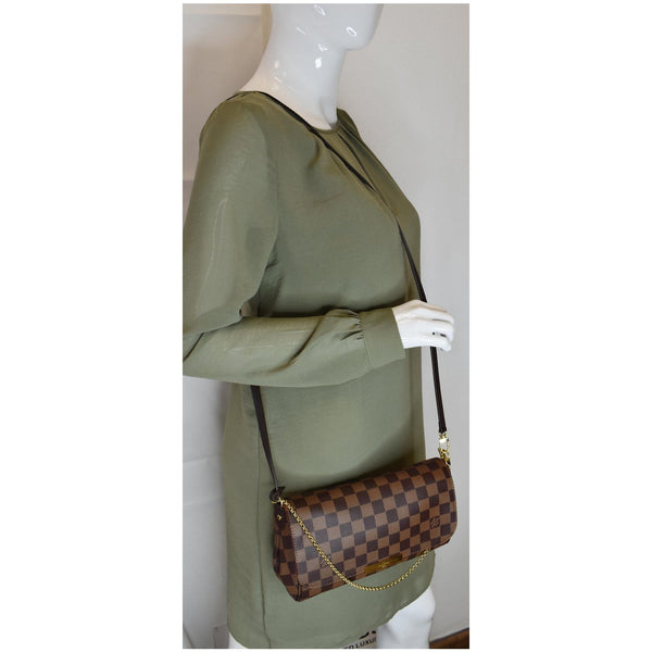 LOUIS VUITTON Favorite MM Damier Ebene Crossbody Bag Brown