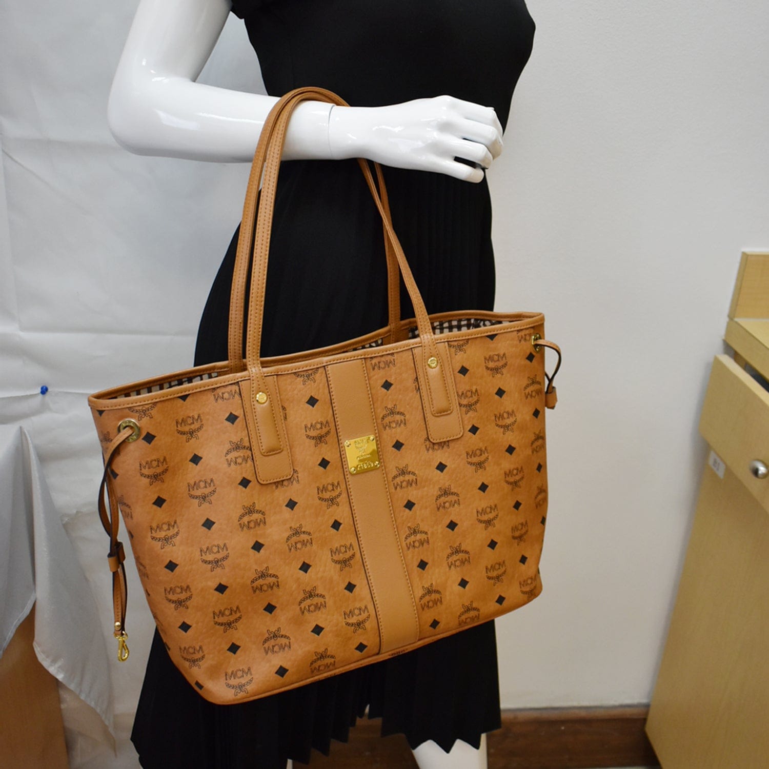 Mcm cognac tote bag Clearance