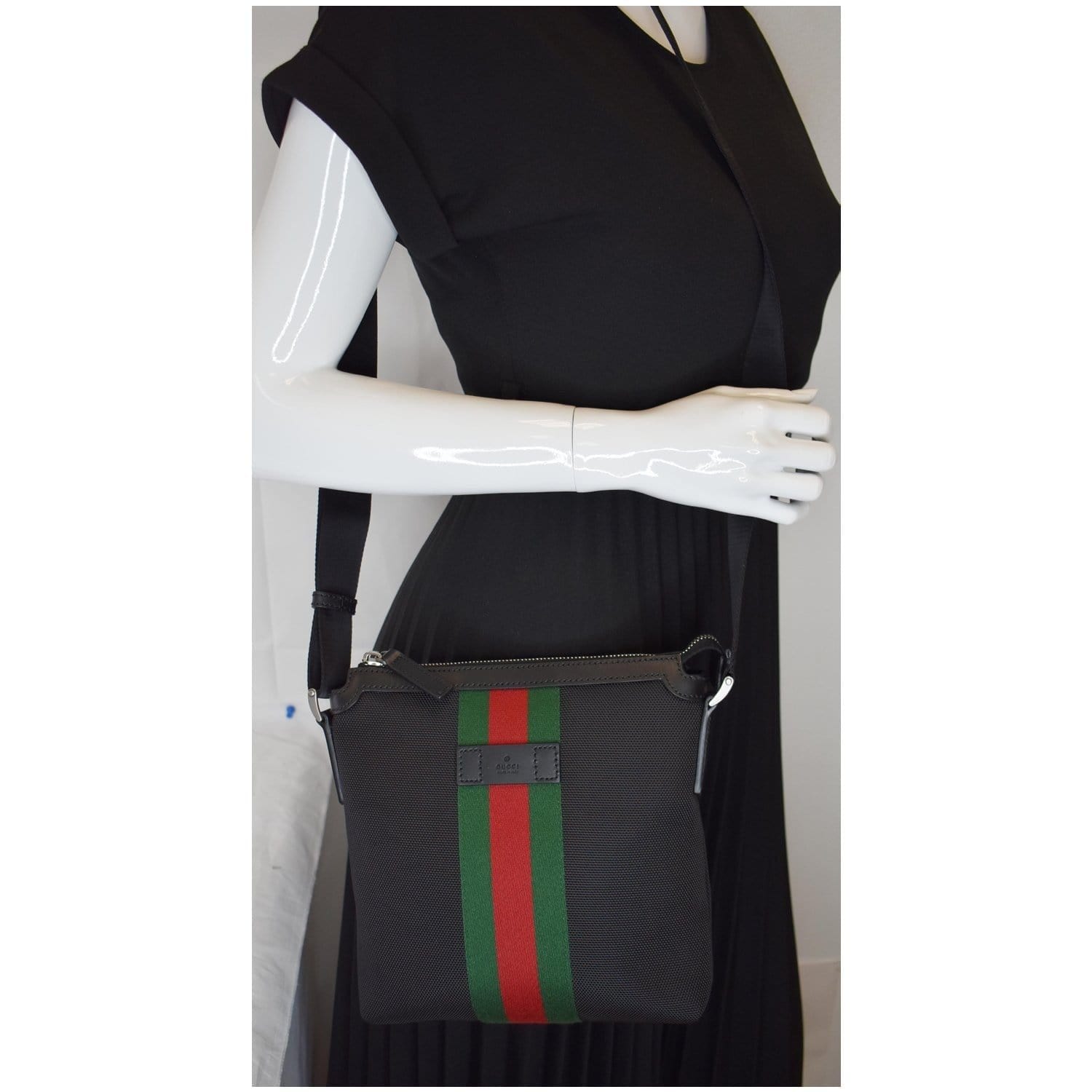 Gucci Techno Canvas Web Messenger Bag Black -DDH