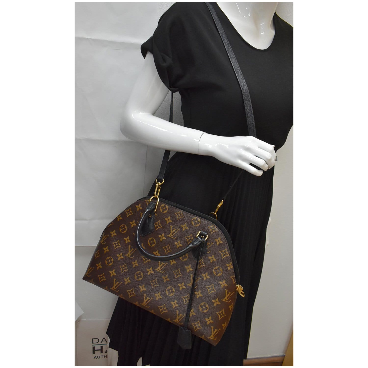 Pre-owned Louis Vuitton Black/brown Monogram Canvas And Leather