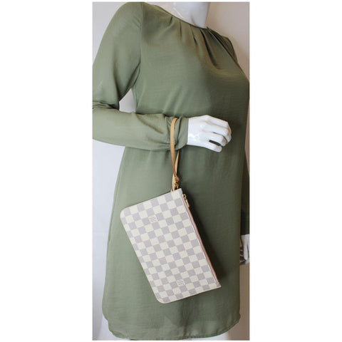 Louis Vuitton Pochette Damier Azur Neverfull MM Pouch in hand