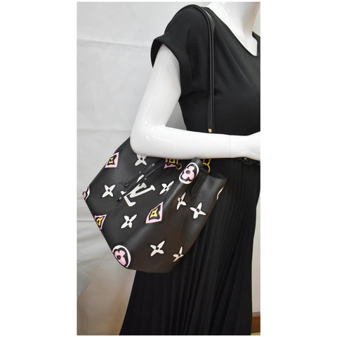 LOUIS VUITTON NeoNoe MM Wild At Heart Monogram Canvas Shoulder Bag Black