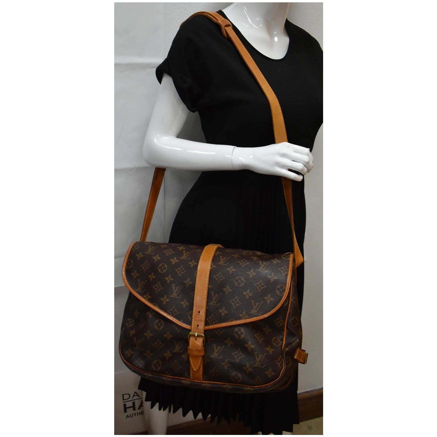 Louis Vuitton Saumur 35 Canvas Shoulder Bag