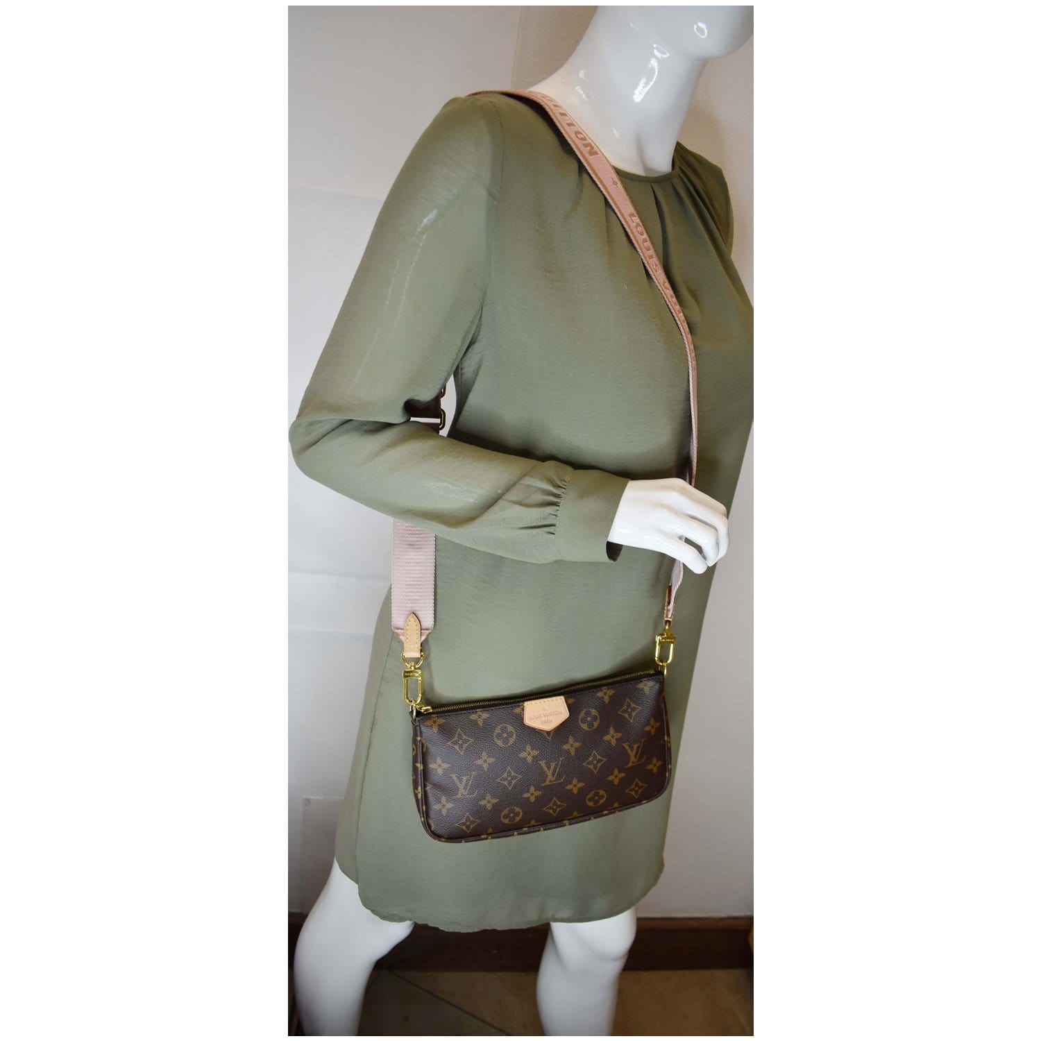 NEW Louis Vuitton Multi Pochette Accessories Crossbody Bag