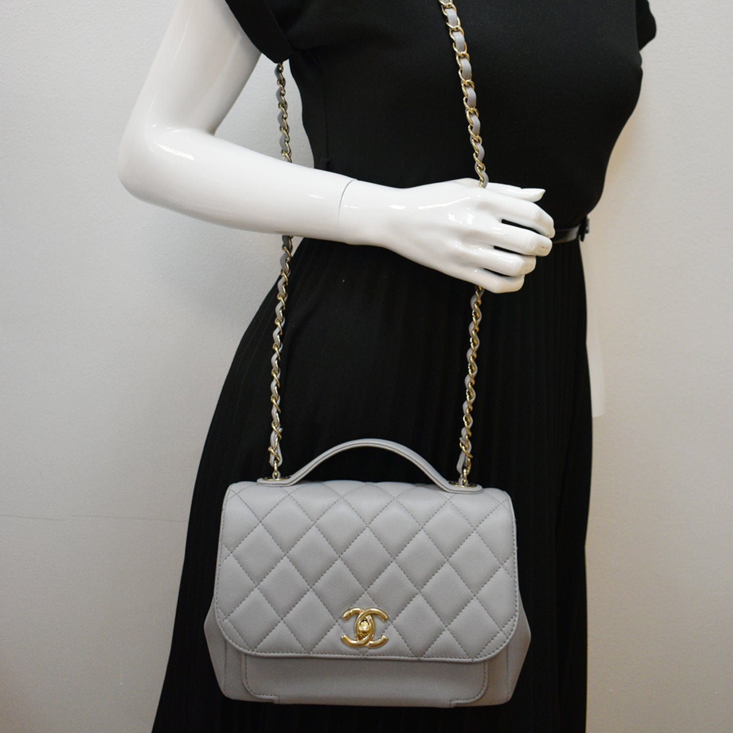 Chanel Caviar Quilted Business Affinity Clutch With Chain Flap Black -  LVLENKA Luxury Consignment