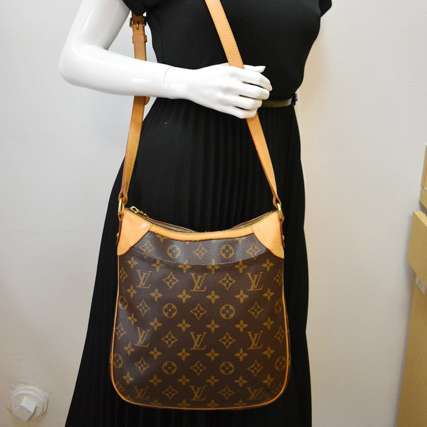 Louis Vuitton Monogram Odeon PM Crossbody Bag 81lk411s For Sale at