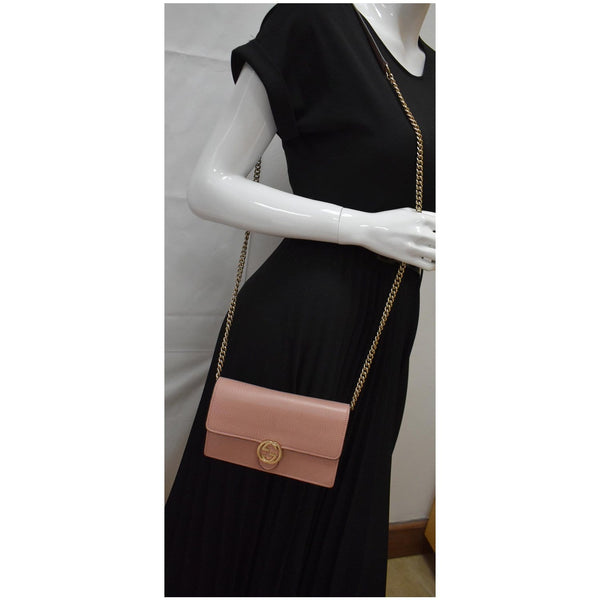 GUCCI Dollar Interlocking G Calfskin Leather Chain Wallet Crossbody Bag Soft Pink 510314