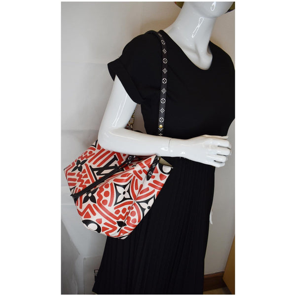 Louis Vuitton Crafty NeoNoe MM Monogram Canvas Bag shoulder wear