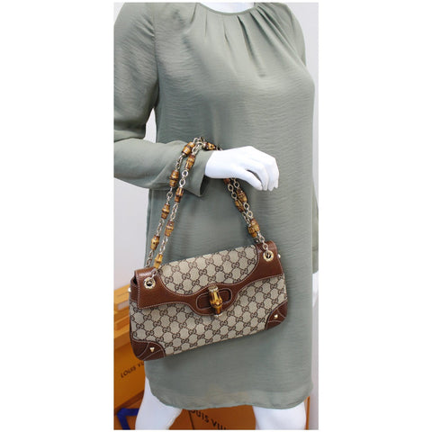 GUCCI Bambo Chain GG Signature Canvas Chain Shoulder Bag Beige 137391