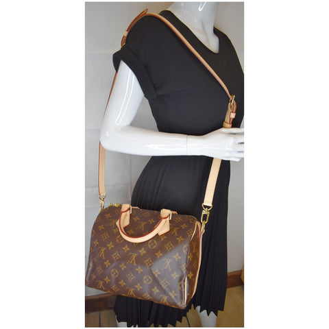 LOUIS VUITTON Speedy 25 Bandouliere Monogram Canvas Shoulder Bag Brown
