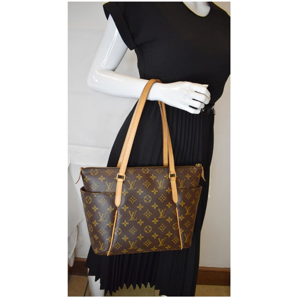 LOUIS VUITTON Totally PM Monogram Canvas Shoulder Bag Brown