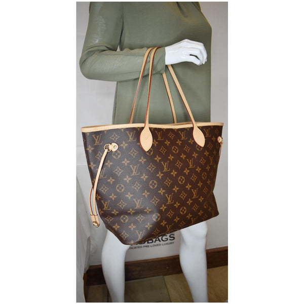 Louis Vuitton Neverfull MM Monogram Canvas Tote Bag - elbow shoulder bag