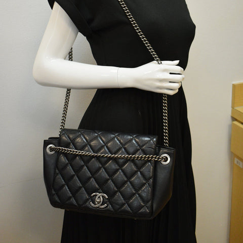 CHANEL Accordion Flap Aged Leather Shoulder Bag Black