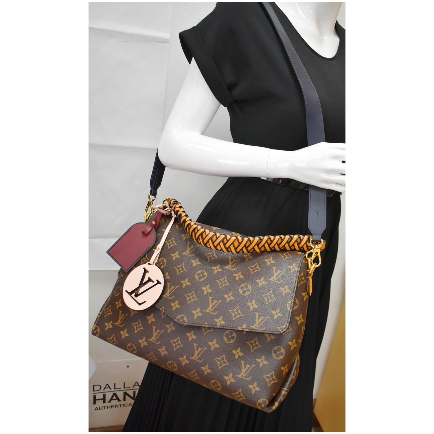Louis Vuitton, Bags, Authentic Lv Beaubourg Hobo Mm