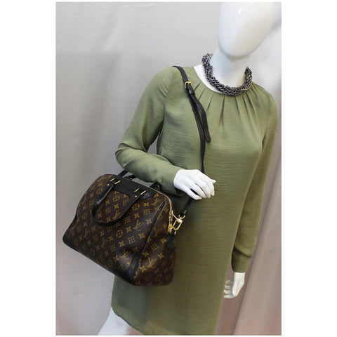 LOUIS VUITTON Retiro NM Monogram Canvas Shoulder Bag Noir