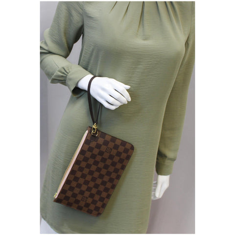 Louis Vuitton Neverfull MM Pochette Wristlet Pouch for women
