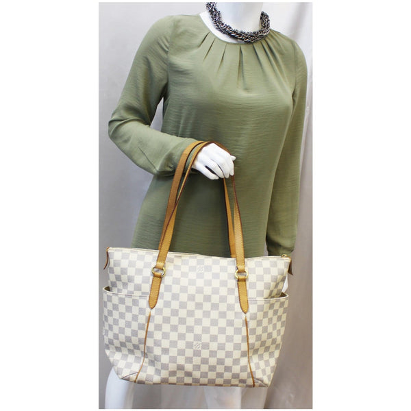 LOUIS VUITTON Totally MM Damier Azur Shoulder Bag White-US