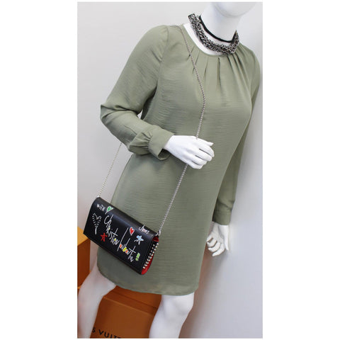 CHRISTIAN LOUBOUTIN Paloma Loubitag Leather Chain Clutch Bag Black