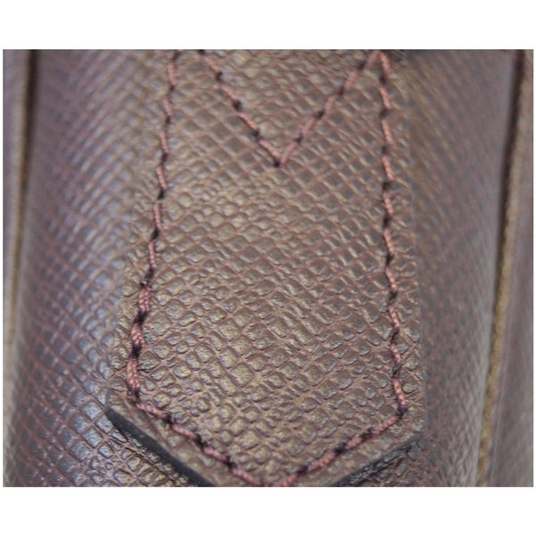 LOUIS VUITTON Porte-Documents Voyage PM Taiga Leather Briefcase Bag Brown