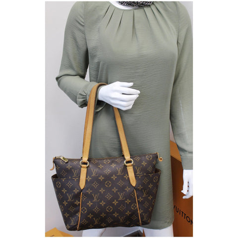 LOUIS VUITTON Totally PM Monogram Canvas Shoulder Tote Bag Brown
