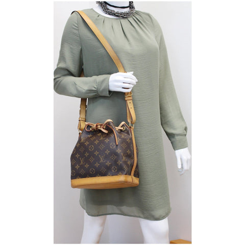 Louis Vuitton Petit Noe NM Monogram Shoulder style Bag