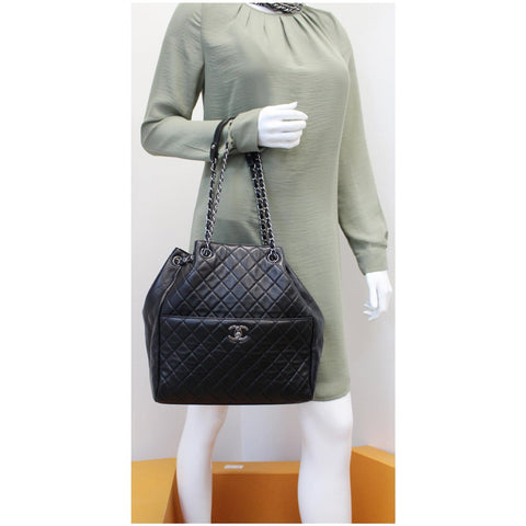 CHANEL Drawstring Bucket Quilted Lambskin Leather Shoulder Bag Black