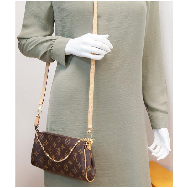 LOUIS VUITTON Pochette Eva Monogram Canvas Clutch Crossbody Bag Brown